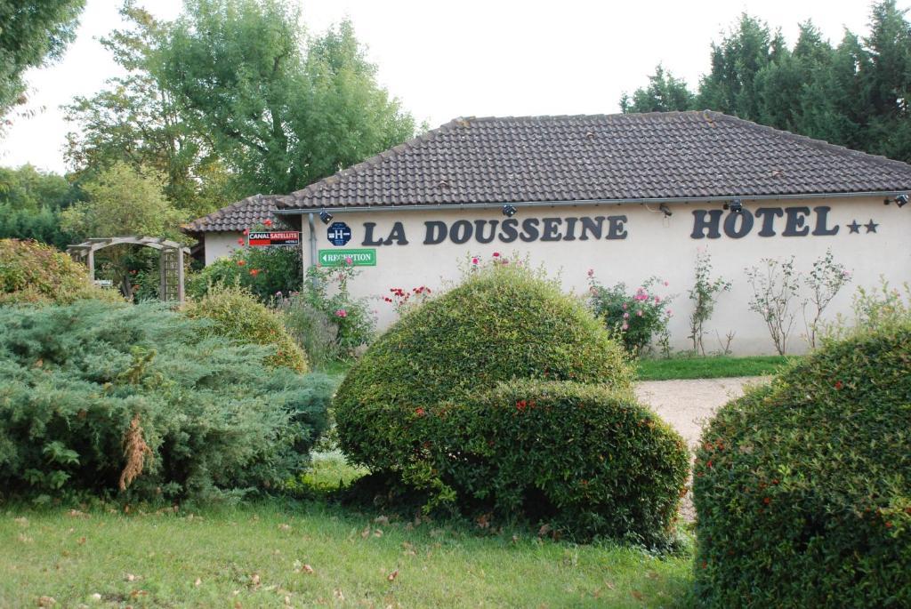 The Originals Access, Hotel La Dousseine, Dreux Nord Anet Экстерьер фото